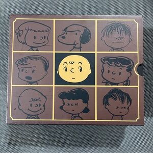 1950-1954 PEANUTS The COMPLETE PEANUTS Boxed Set
CHARLES M.SCHULZ